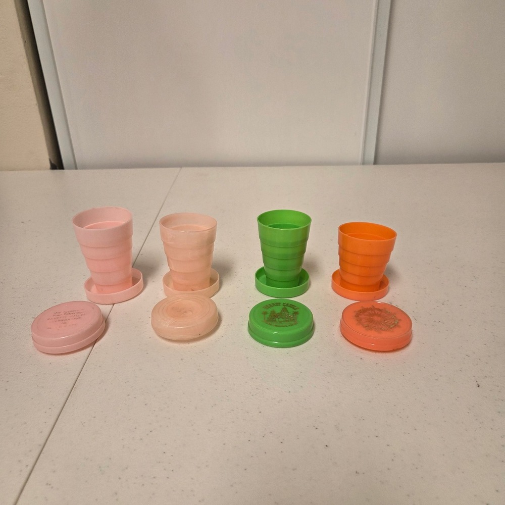 Vintage Collapsible Travel Cups Set of 4 Hearst Castle Zodiac Payette Valley